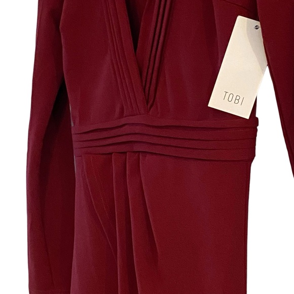 TOBI Ava Dress NEW Wine Burgundy Red Bodycon Plunging V Neck Size Small - Picture 6 of 13